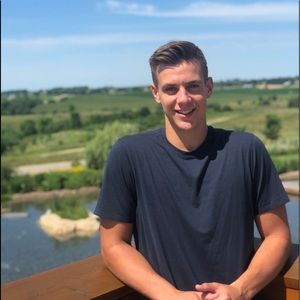 Meet your Posher, Isaac